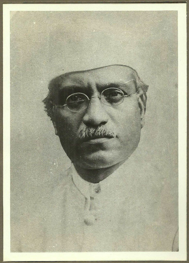 Makund Ramrao Jayakar was the first Vice-Chancellor of the University of Poona. He was a famous lawyer, scholar, and politician.